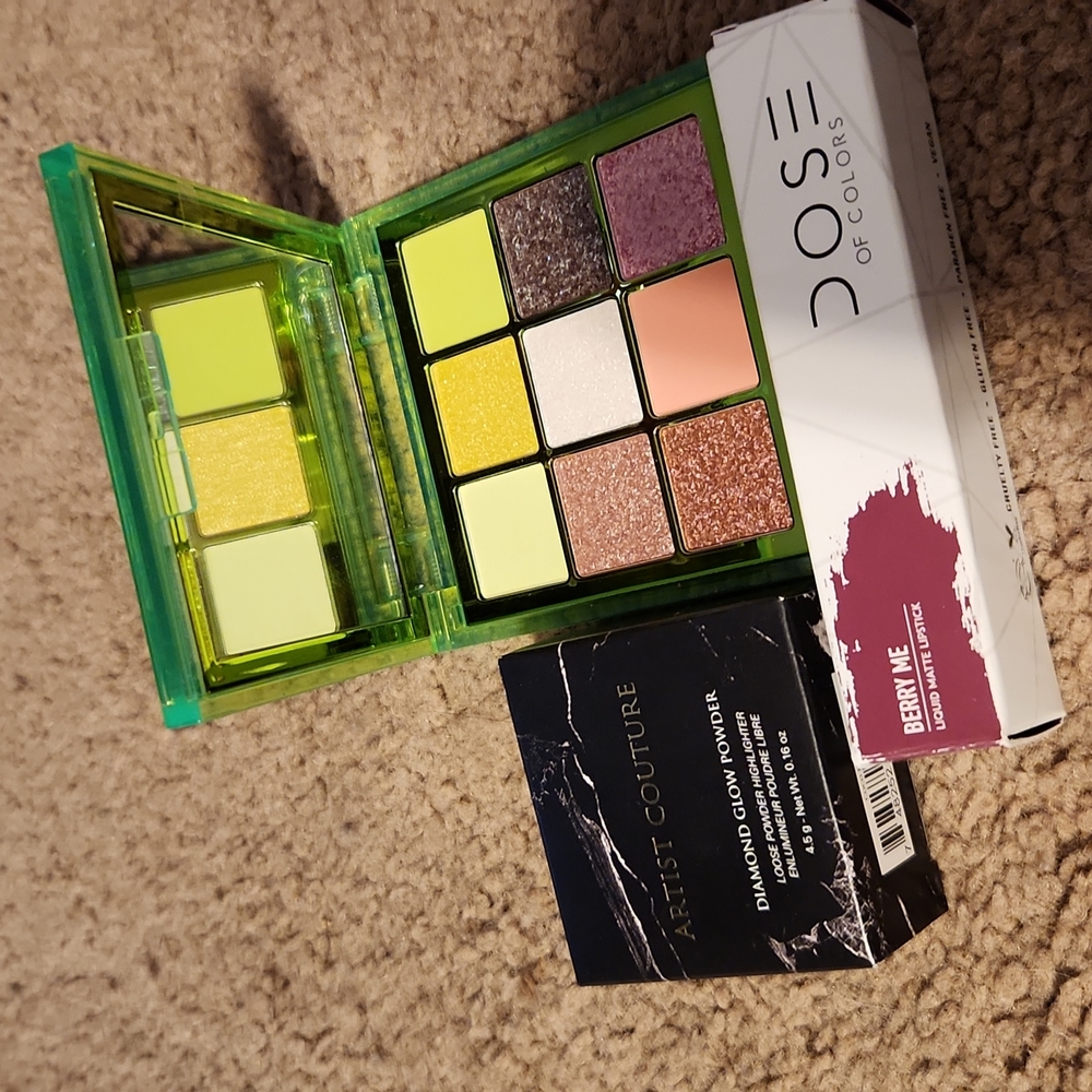 Huda Beauty eyeshadow make up bundle new